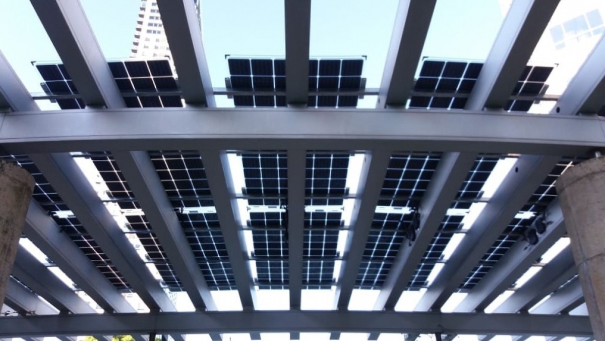 PÉRGOLA SOLAR PUERTO MADERO